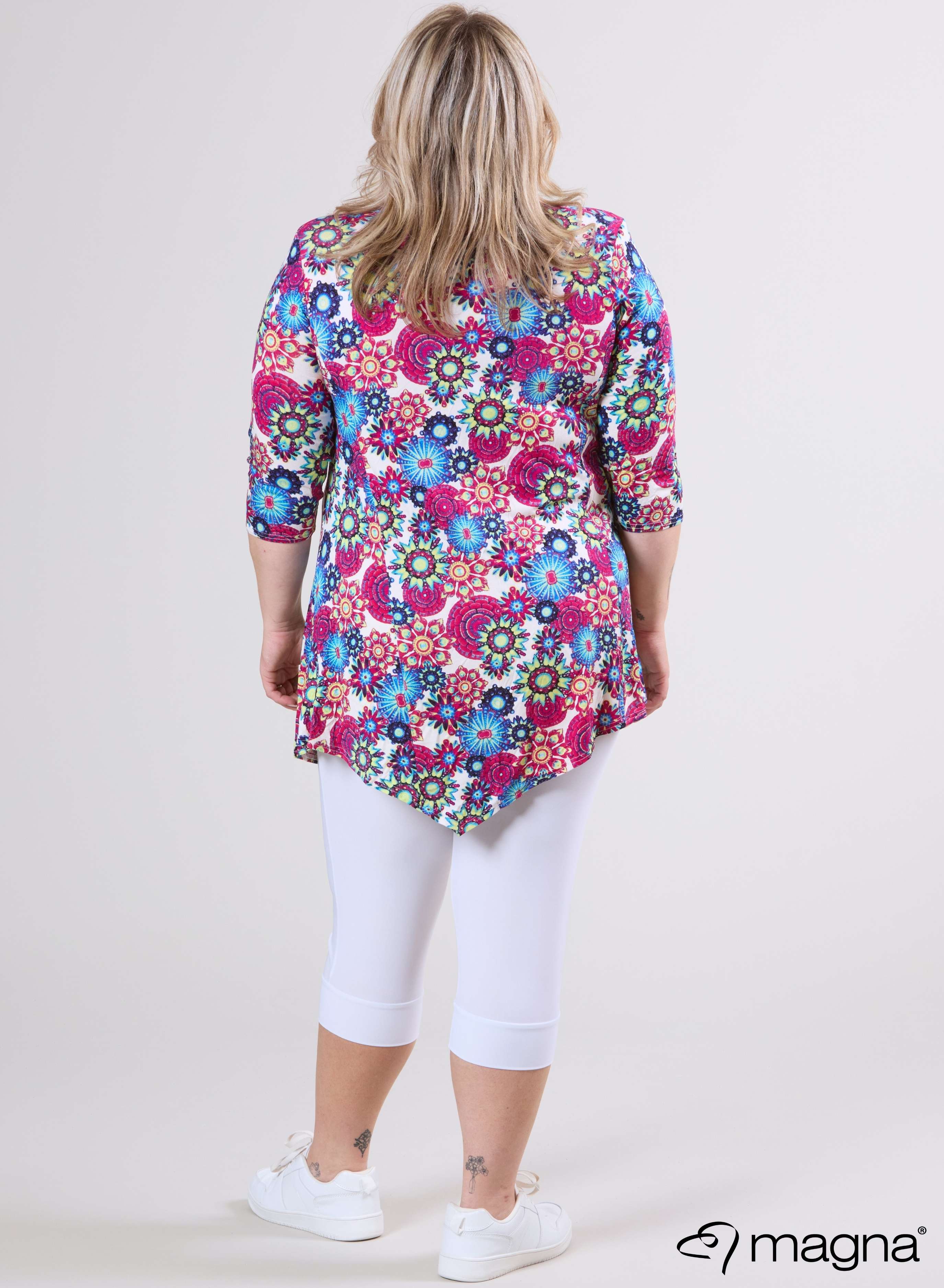 Magna Long Triangle Shirt / Tunic Pink Mandala