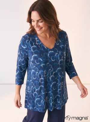 Magna Heavy Viscose Lange A-lijn Shirt Marine Blauw Donkere Bloemen