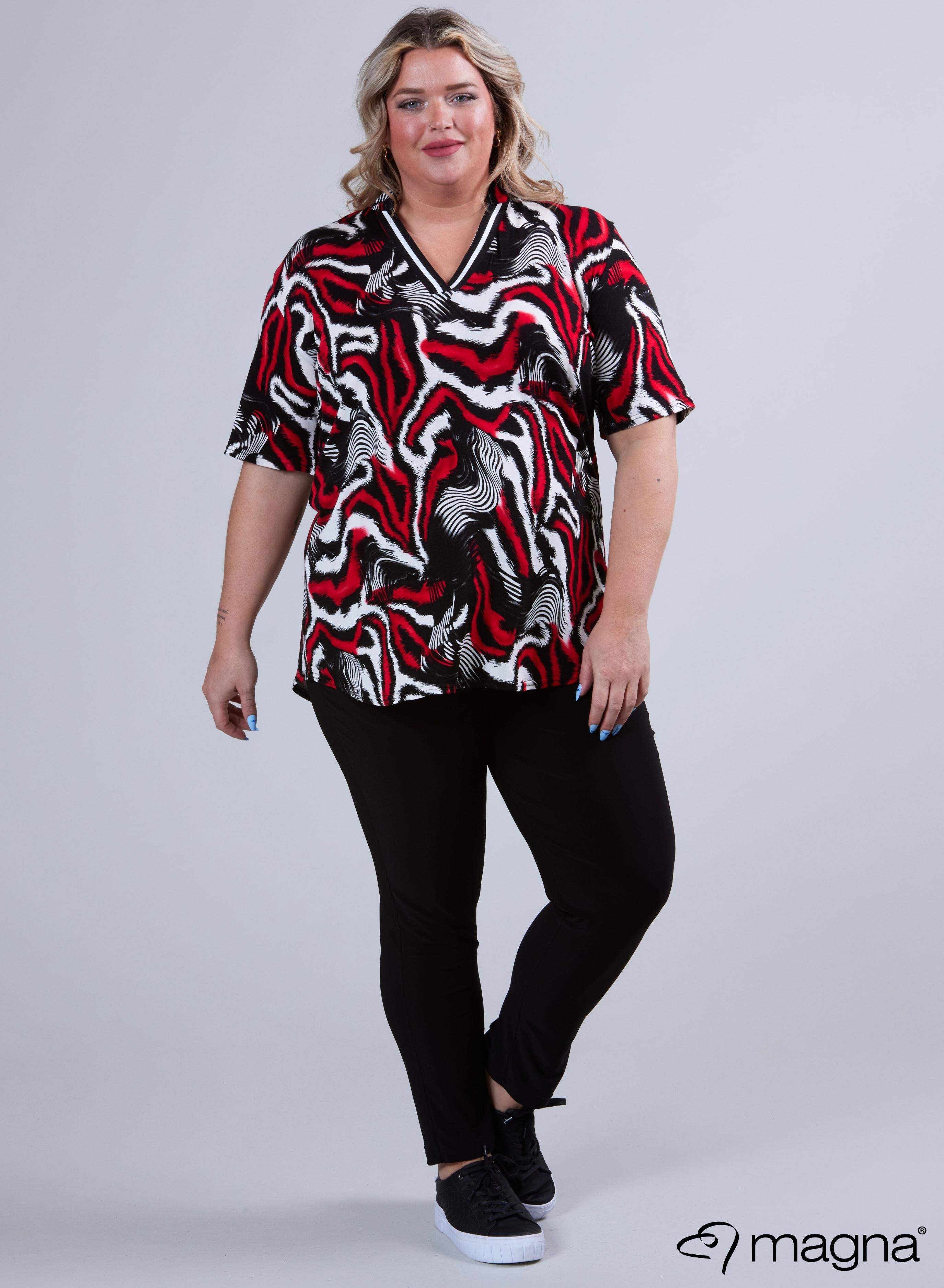 Magna V-tape Relaxed Shirt Rood Dierenprint