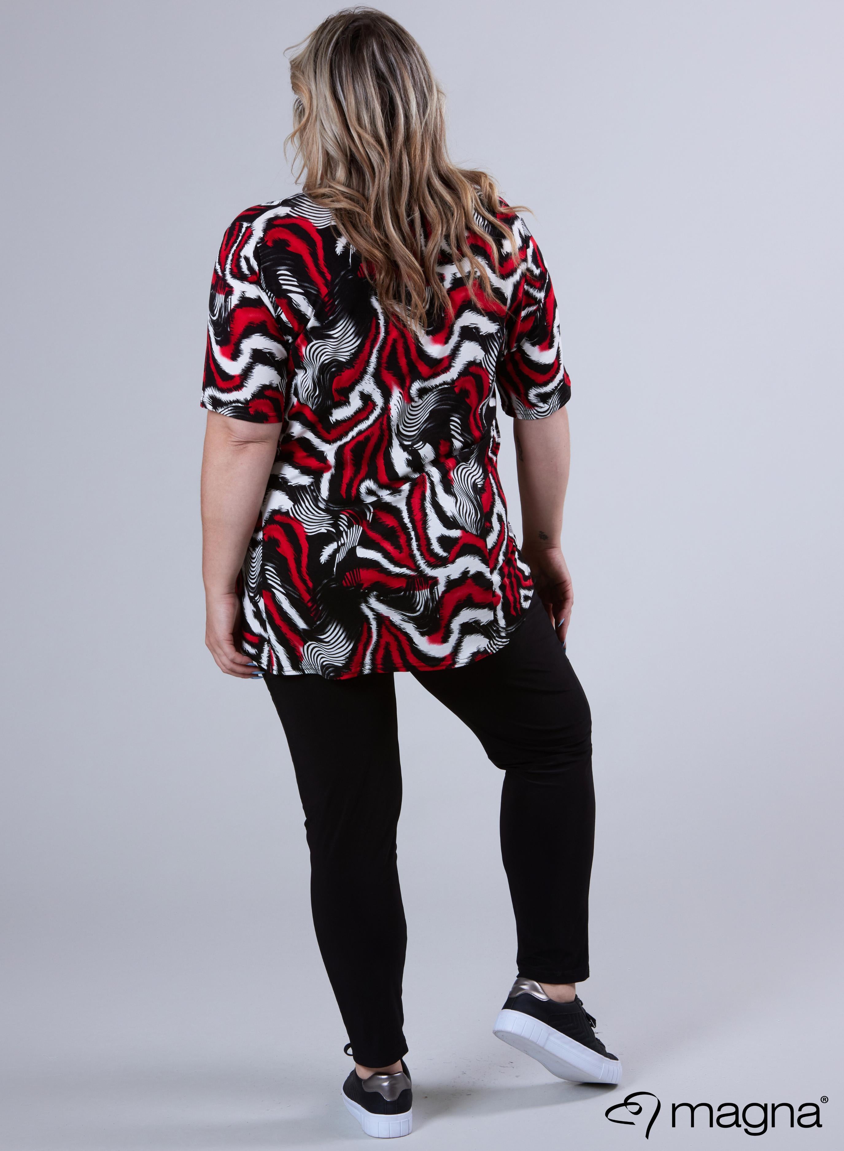 Magna V-tape Relaxed Shirt Rood Dierenprint