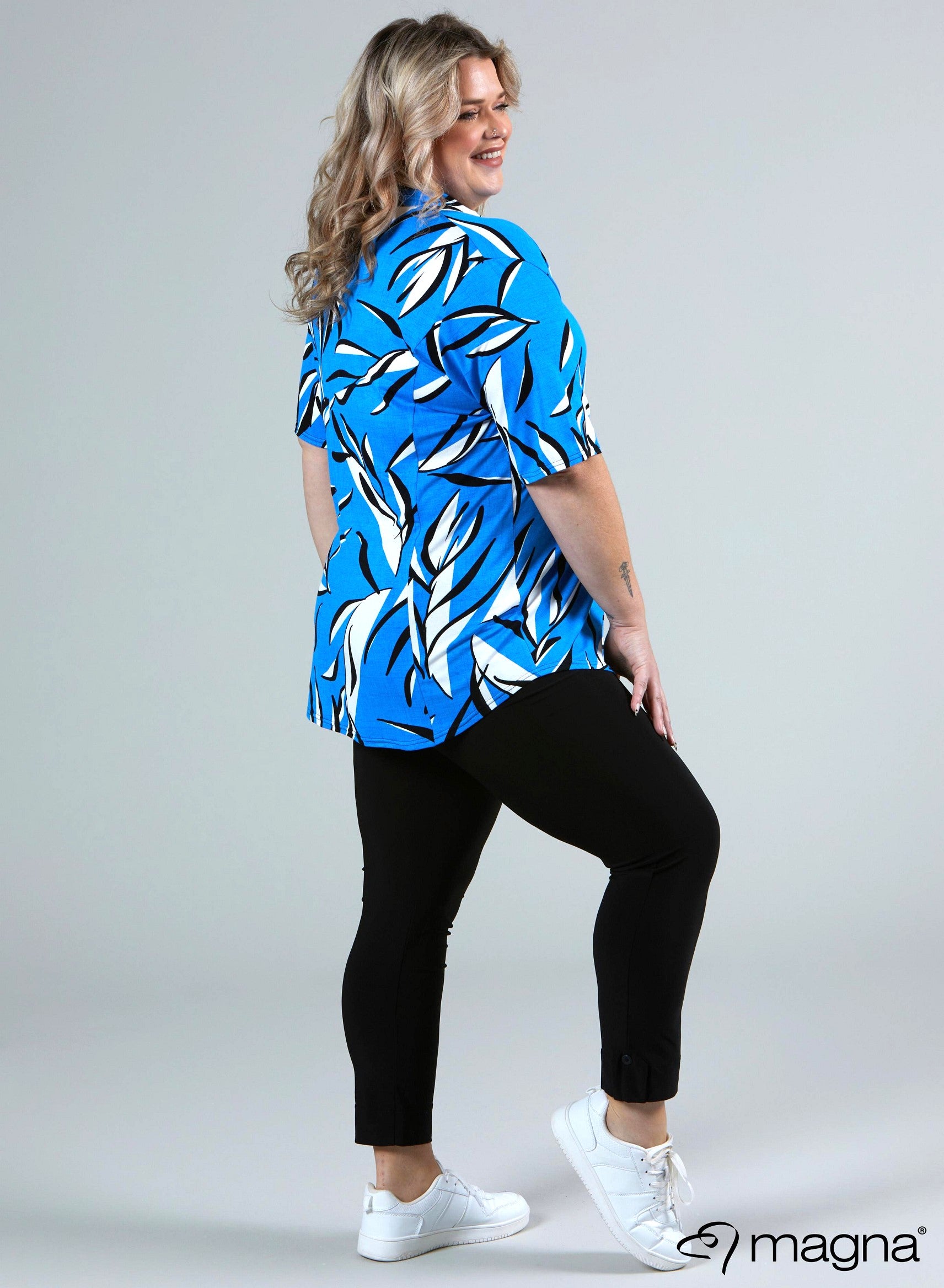 Magna V-tape Relaxed Shirt Leaves Blue