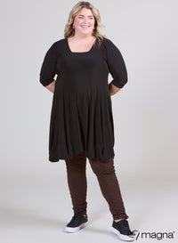 Magna Dress  Solid Black