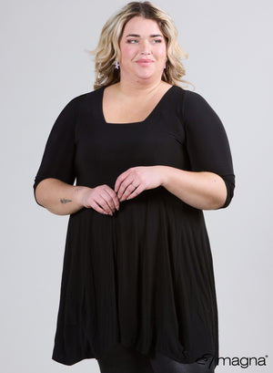 Magna Dress  Solid Black