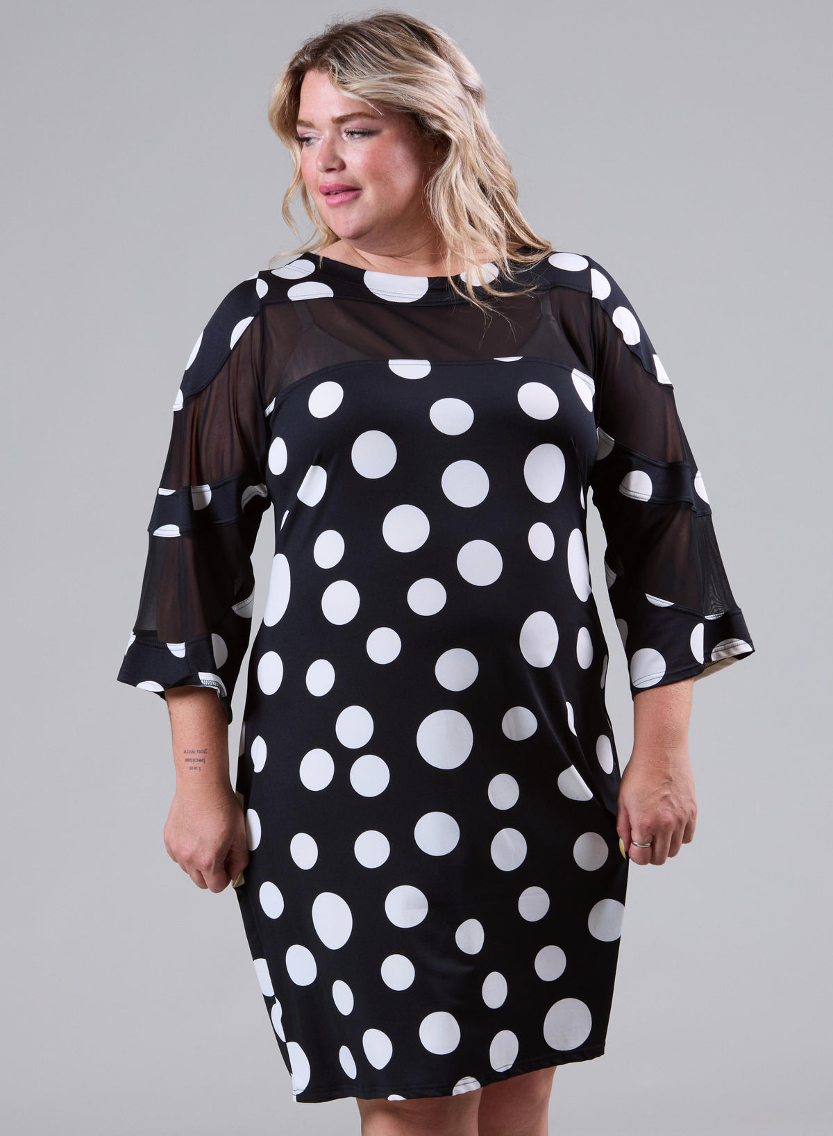 Magna Flattering Shape Chiffon Transparent Tunic Big Polka B/W