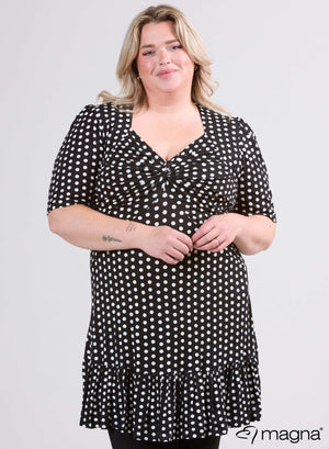 Magna – Tunika/Kleid mit Rüschen und Herzausschnitt, mittelpolkaschwarz
