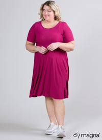 Magna lange A-lijn jurk in magenta