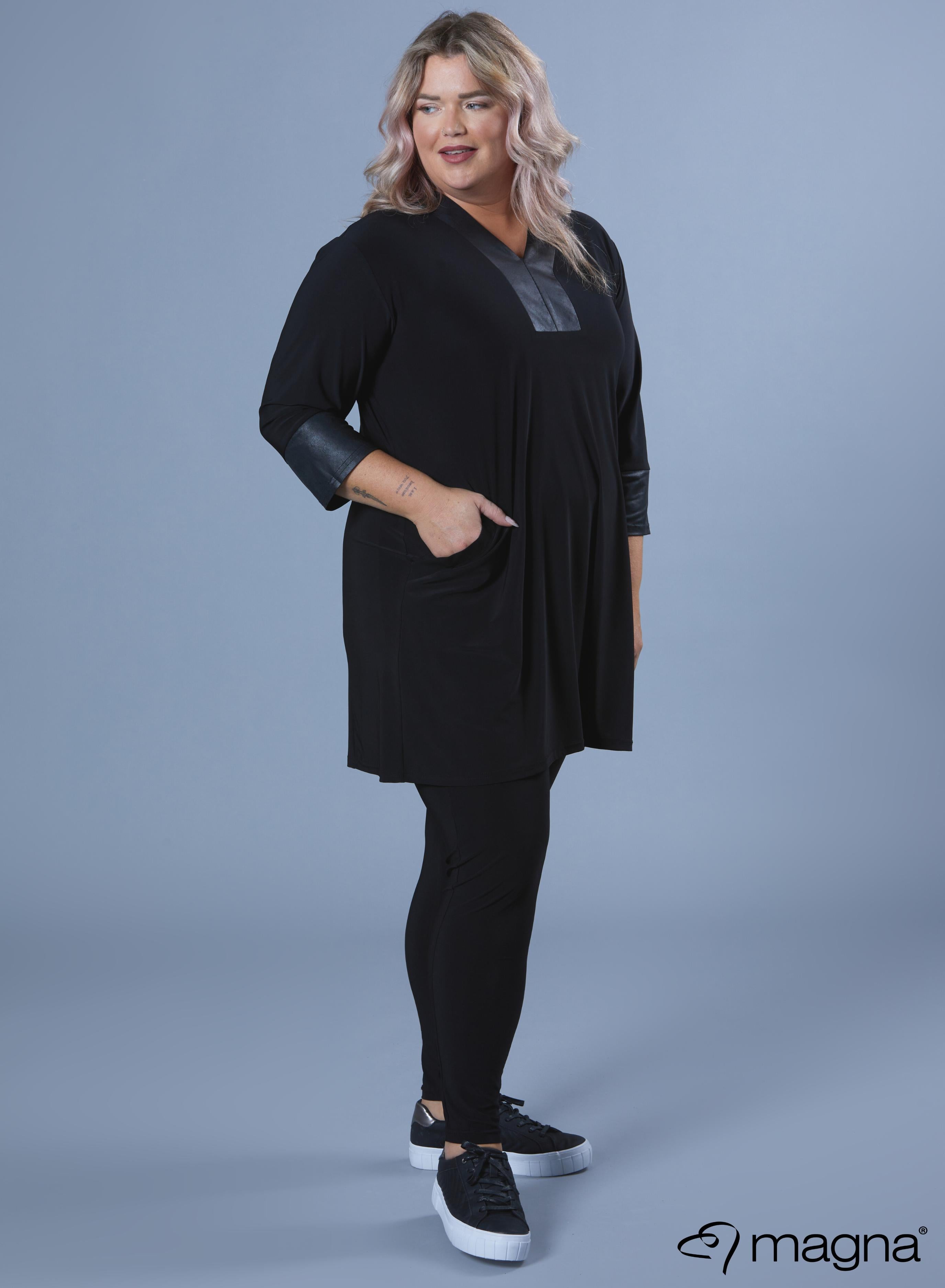Magna V-neck Leather Look Detail Tunic Black