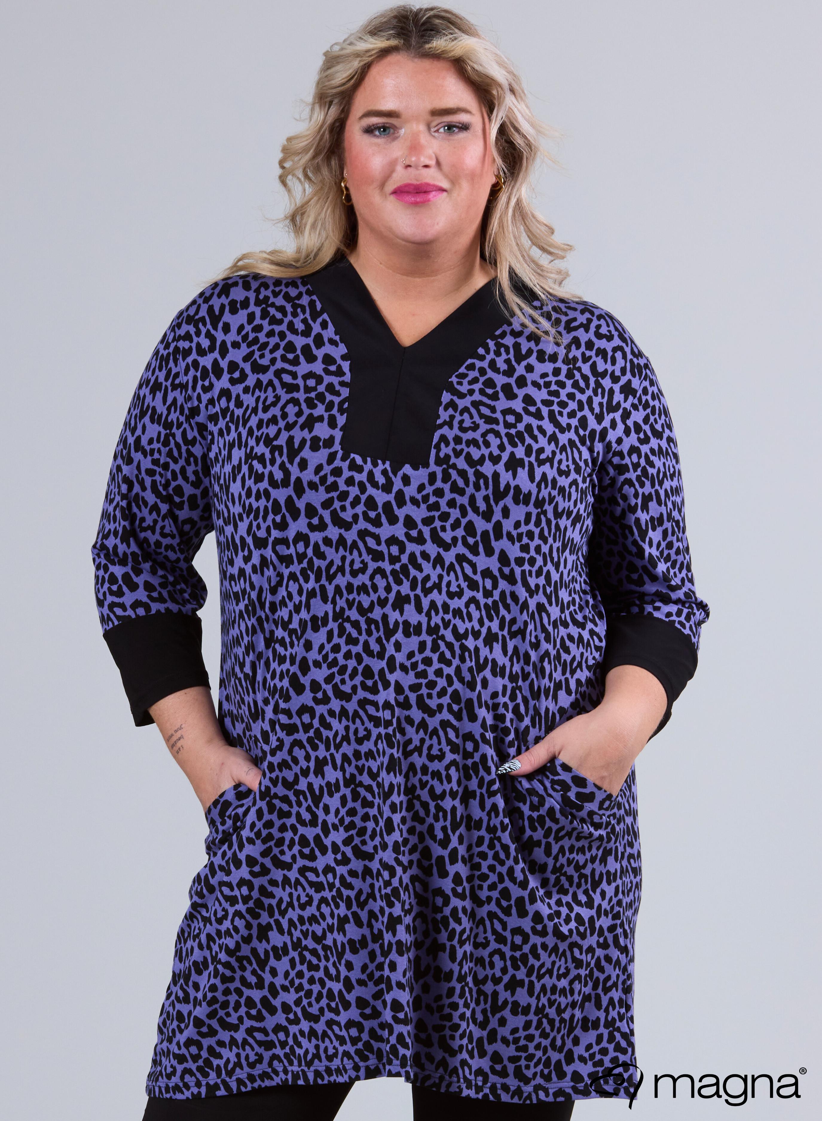 Magna V-neck Pocket Tunic Purple Leopard Print