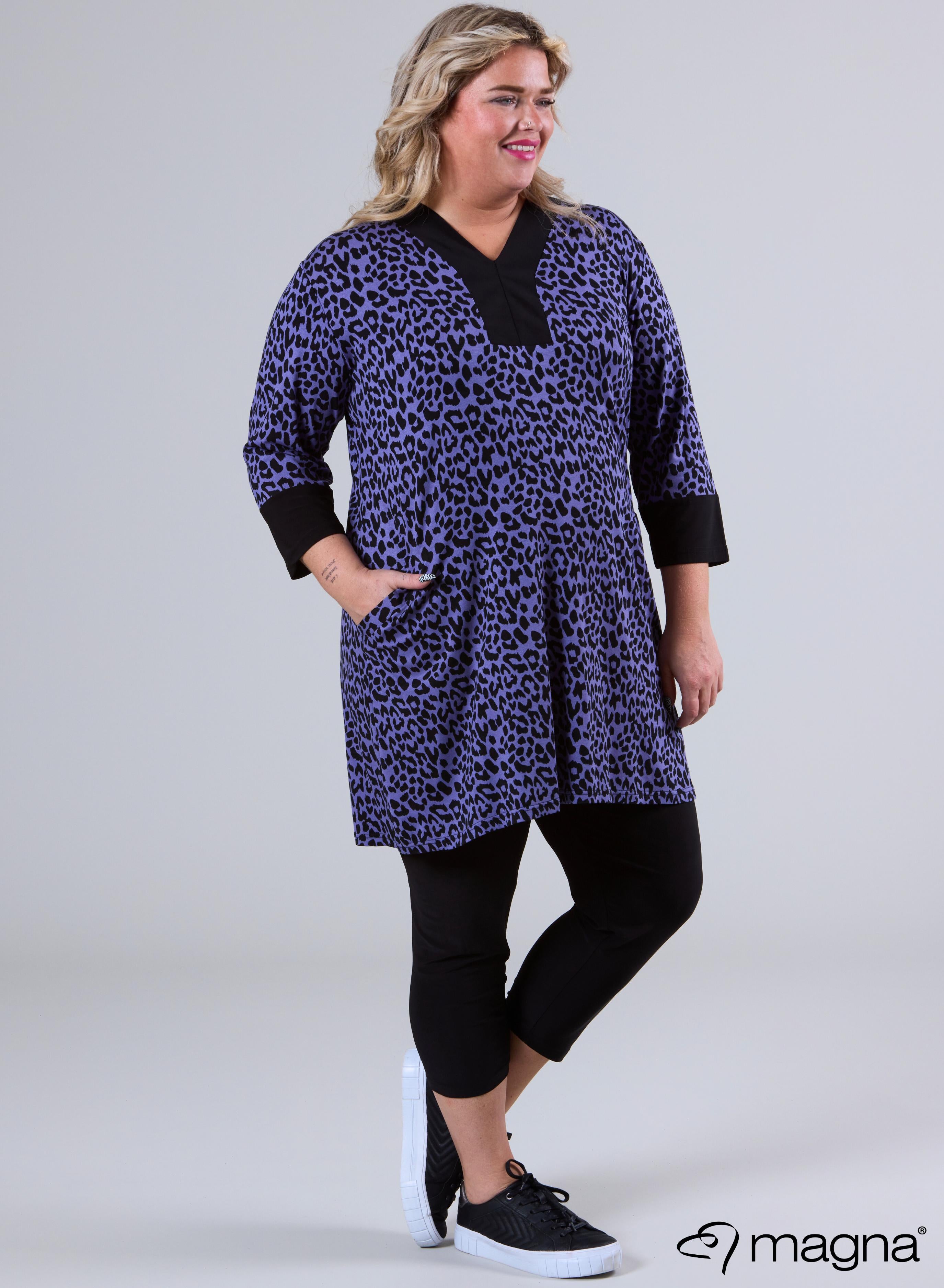 Magna V-neck Pocket Tunic Purple Leopard Print