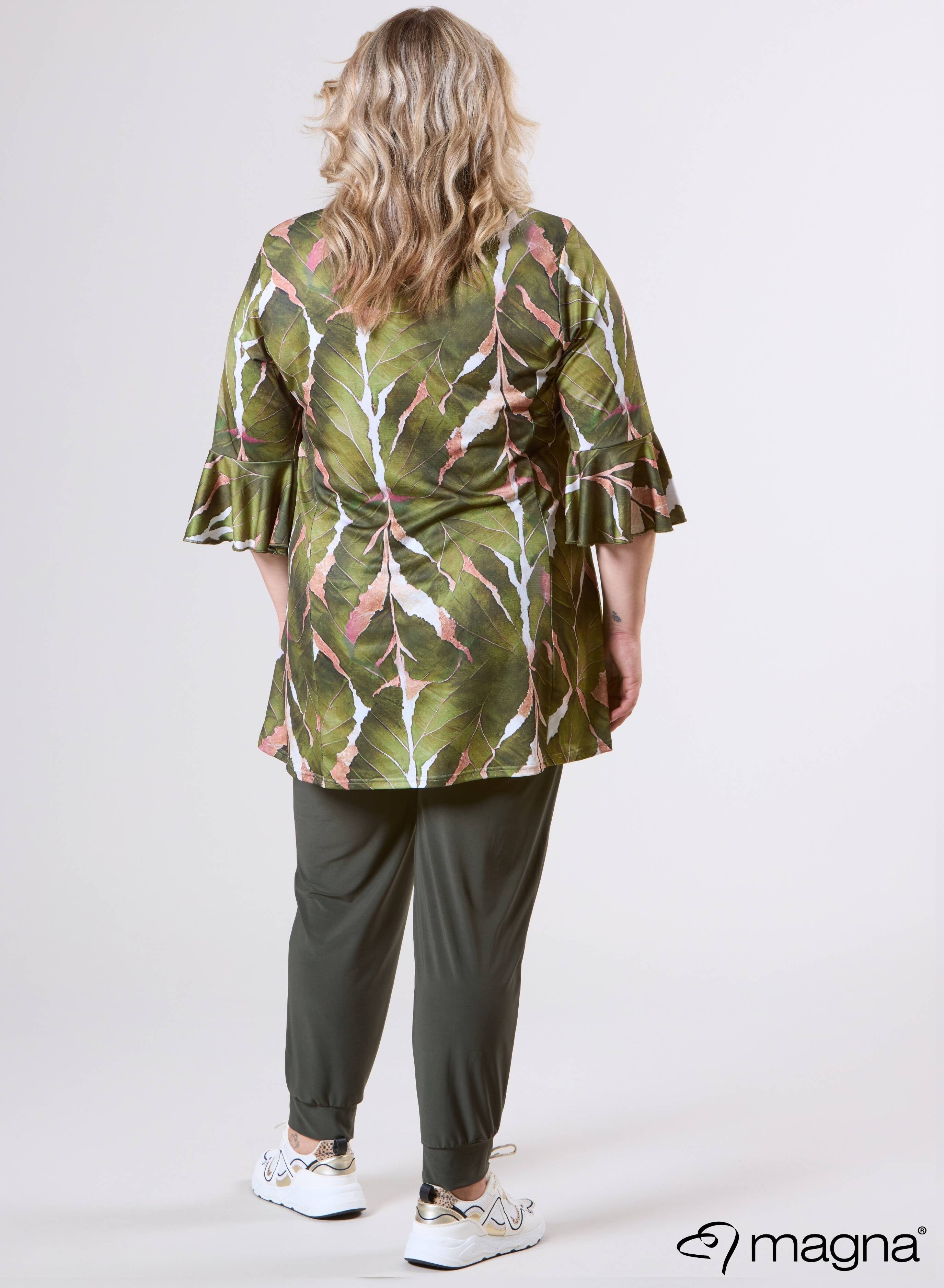 Magna Flared Mouwen en Relaxed Fit Autumn Leaves Groen