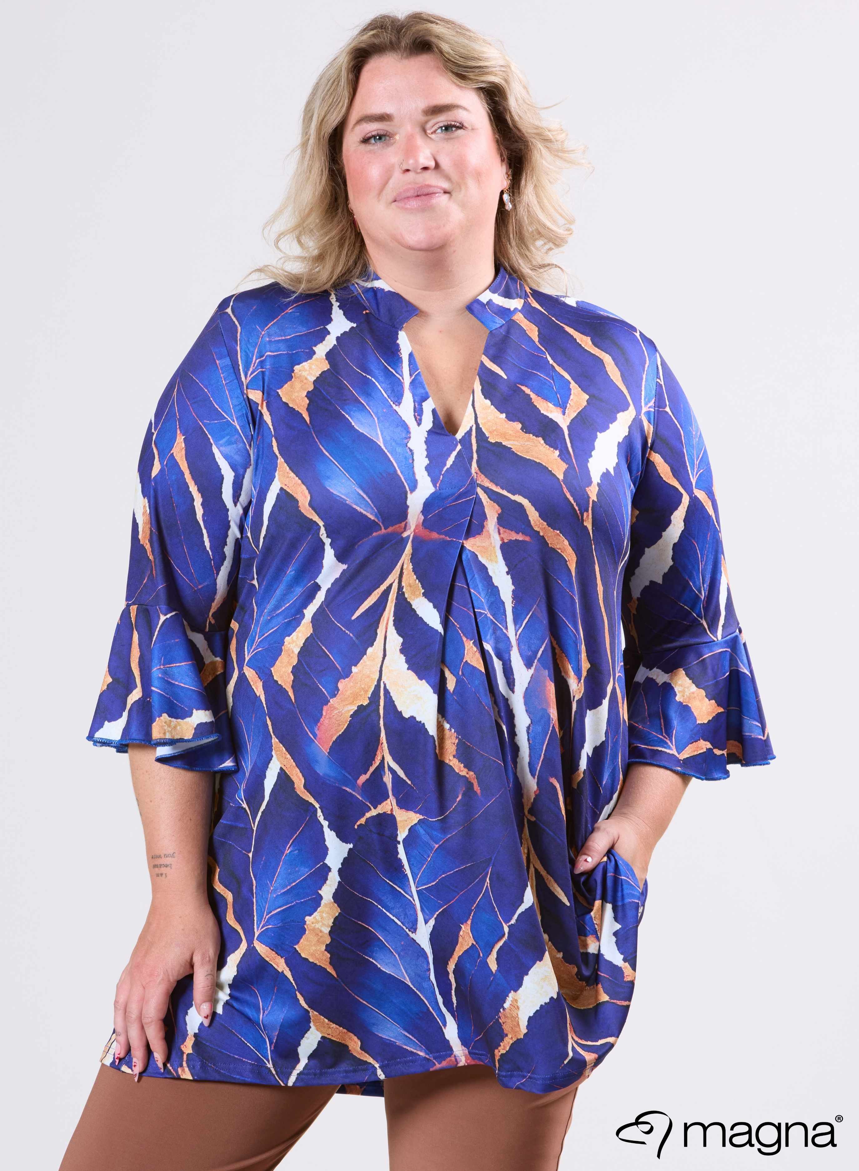 Magna Flared Mouwen en Relaxed Fit Autumn Leaves Camel/Blauw