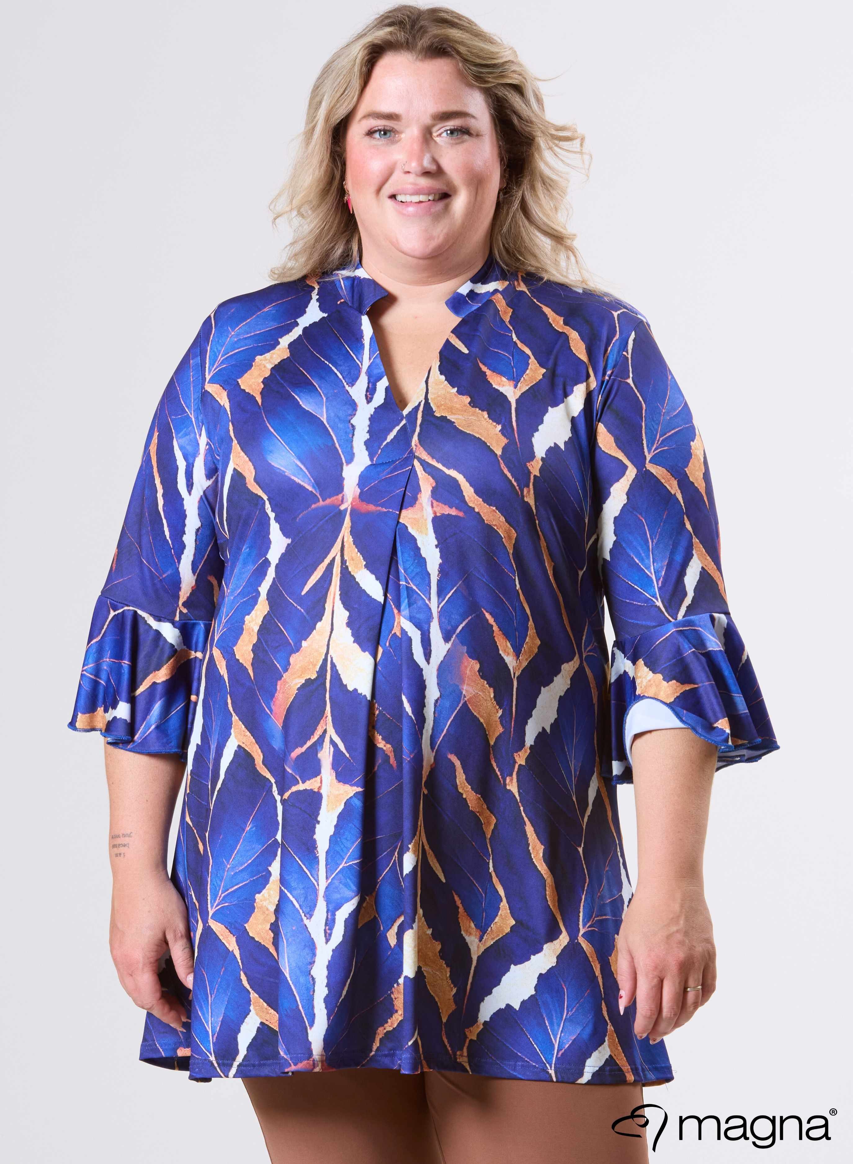 Magna Flared Mouwen en Relaxed Fit Autumn Leaves Camel/Blauw