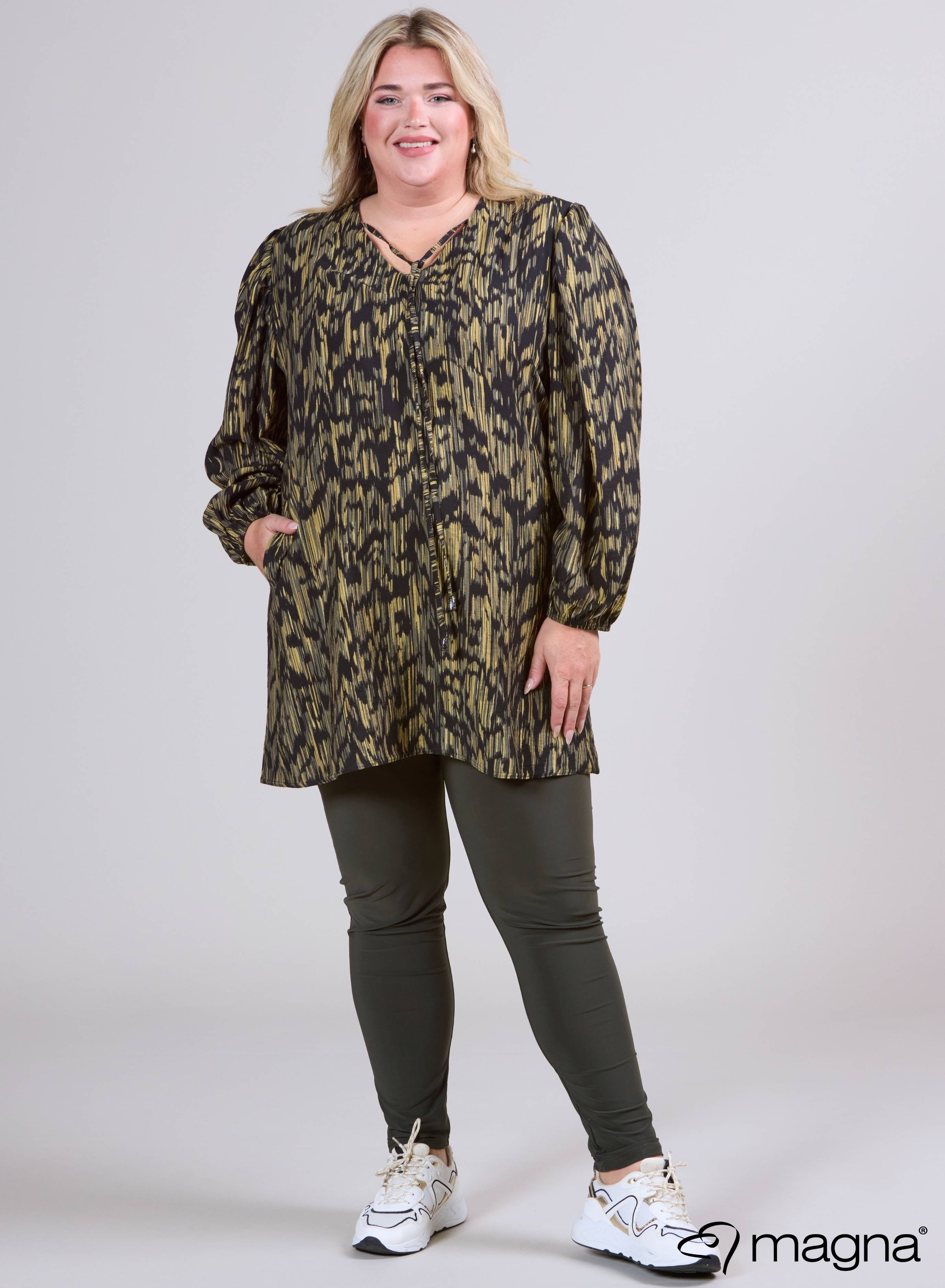 Magna Puffy Lichtgewicht Viscose Blouse Digitaal Groen