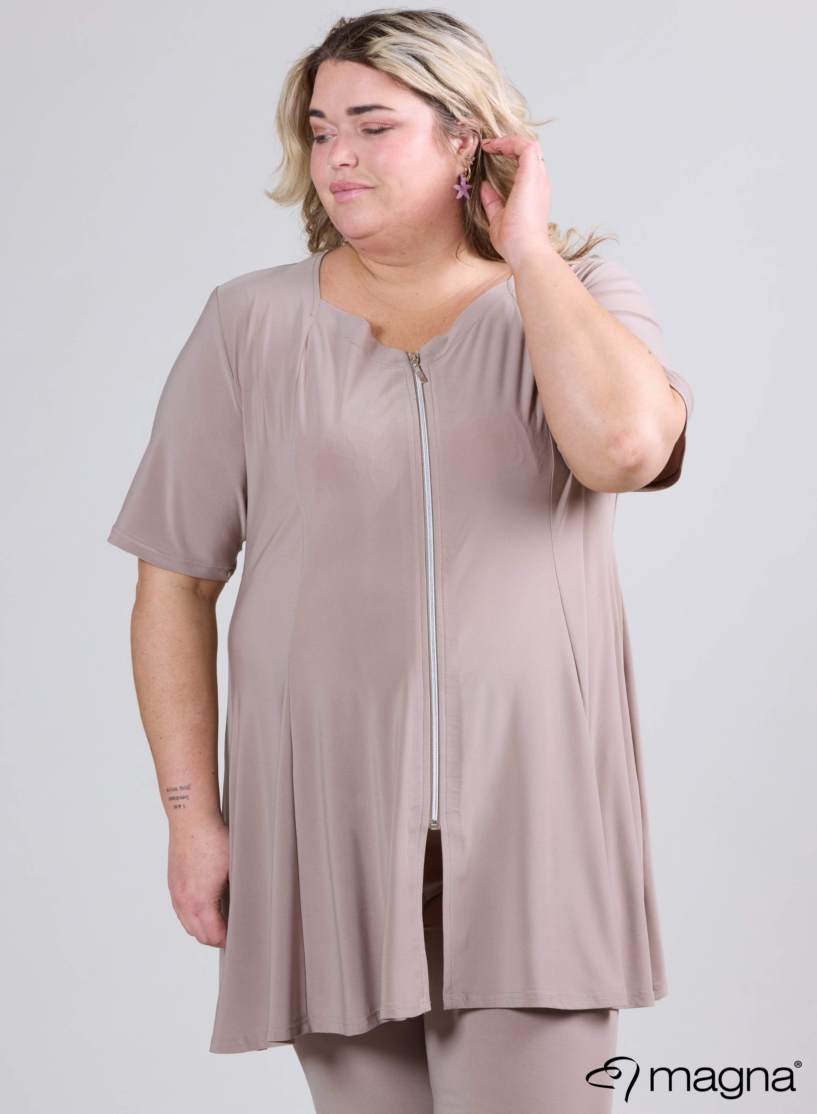 Magna A-line Shaped Zipper Tunic Sand