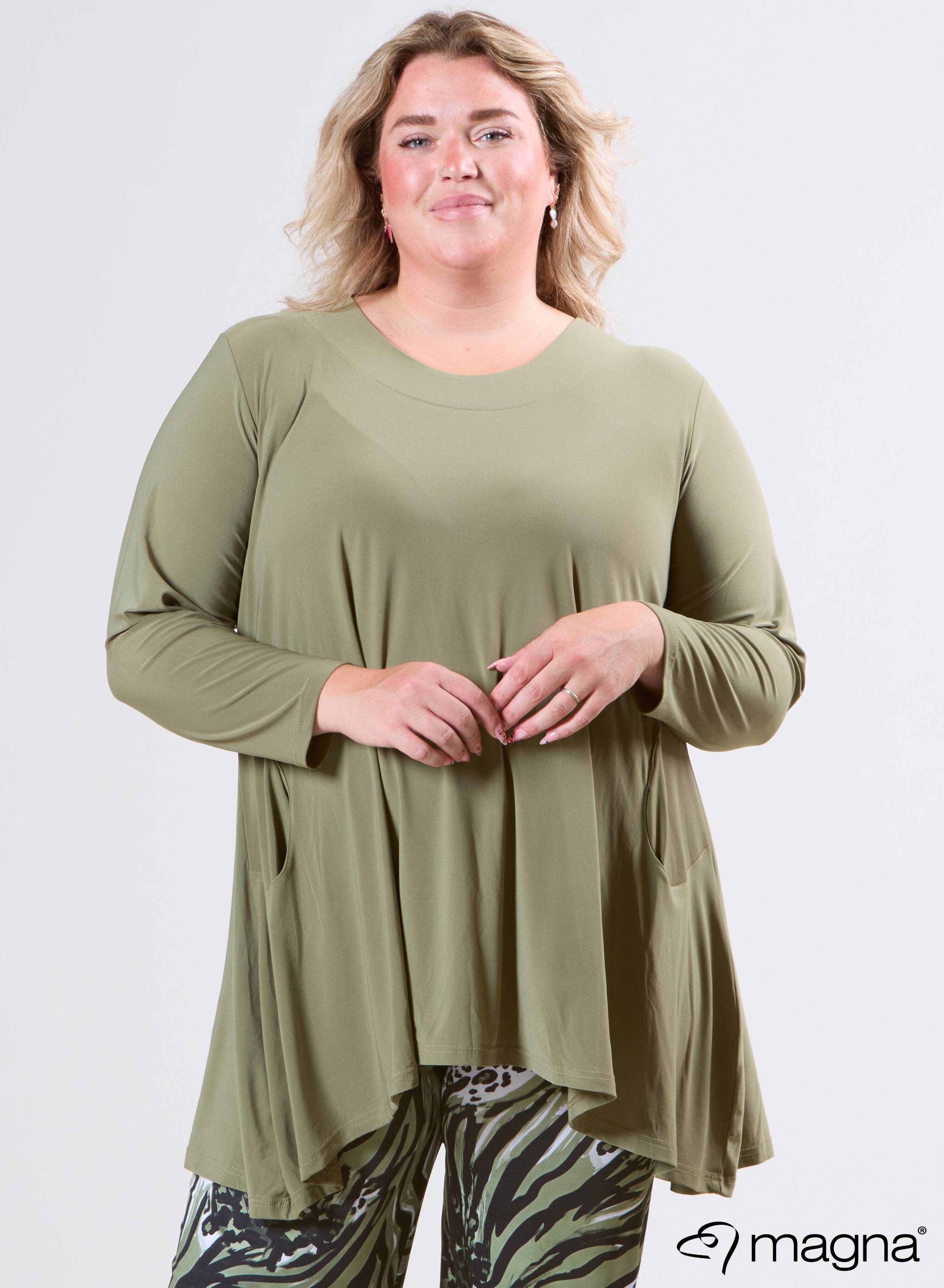 Magna Generous Pocket Tunic Sage Green