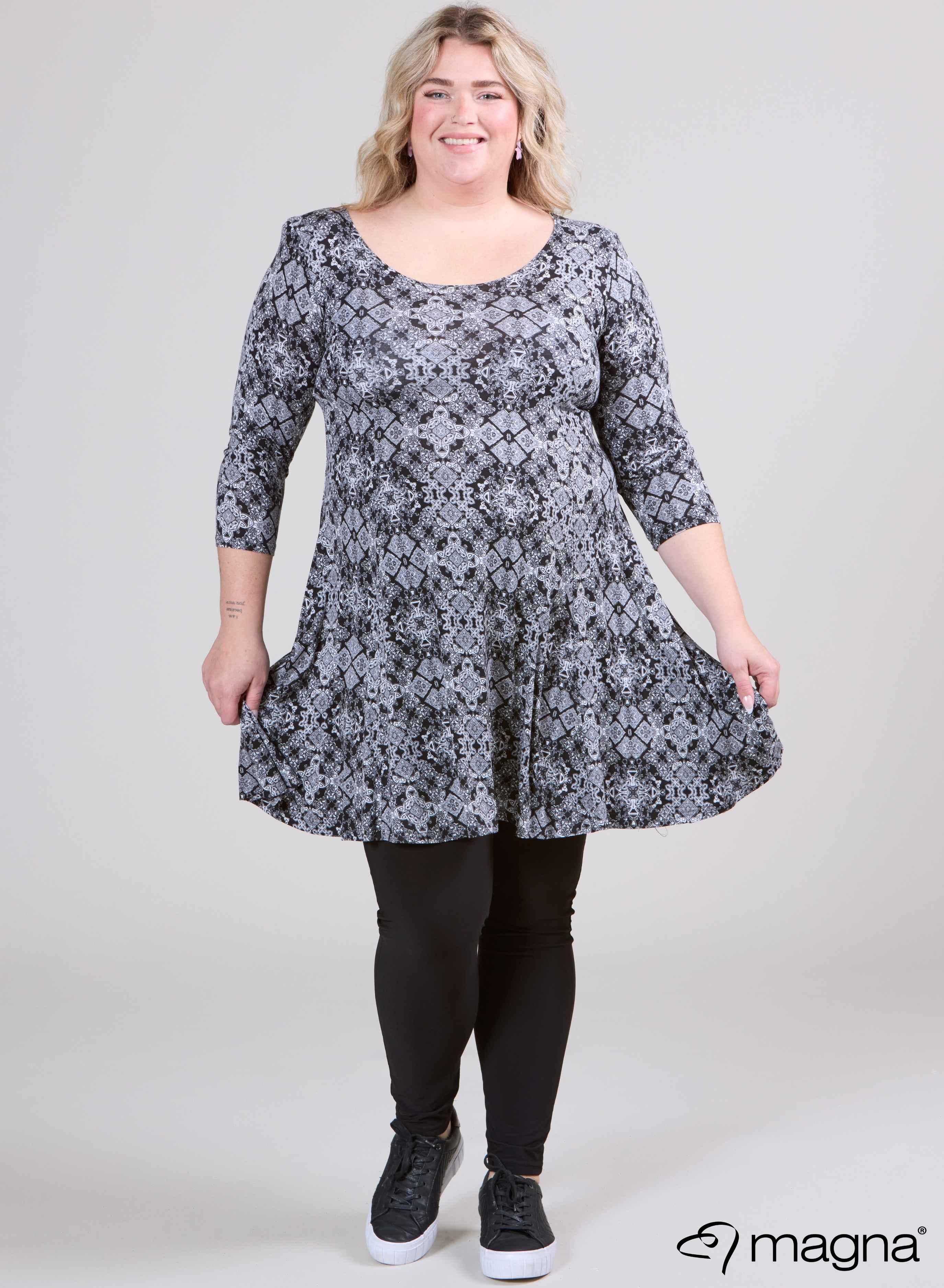 Magna A-line Dress Peasley B/W