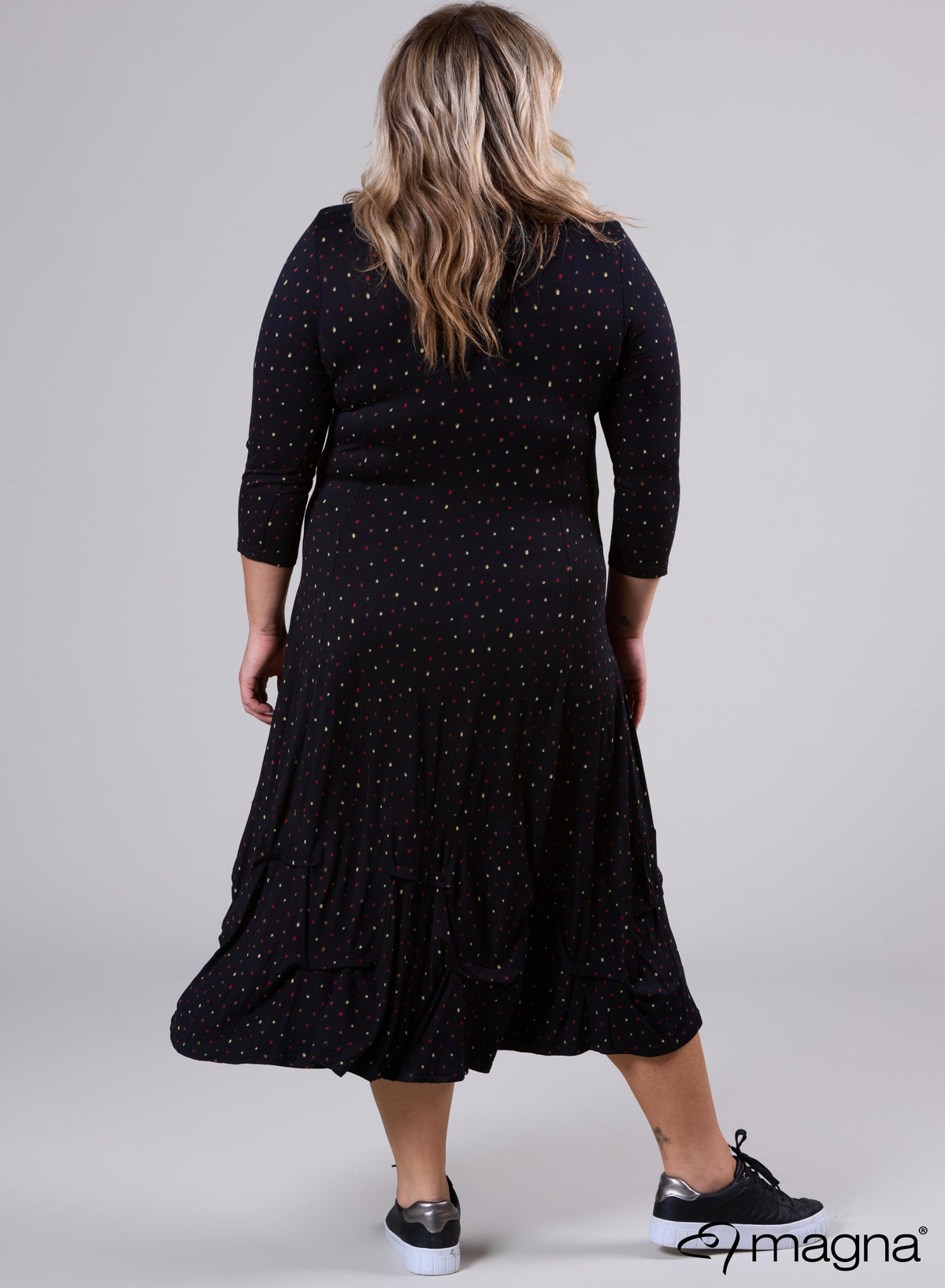 C-6034 - Langes Kleid mit Viskose-Print Planet Circles Schwarz
