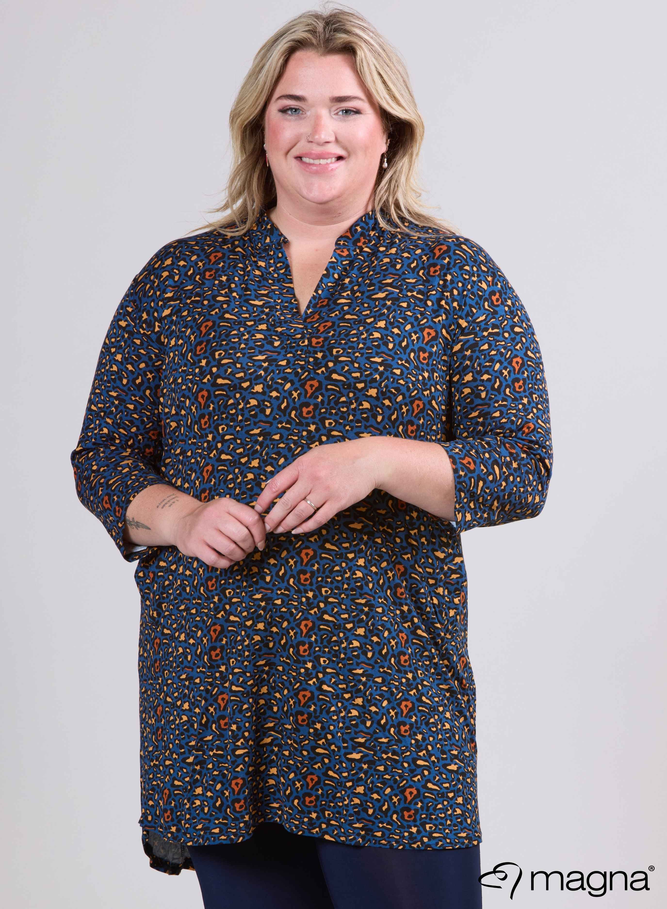 Magna Klassieke Tuniek met Zakjes Luipaard Blauw Print
