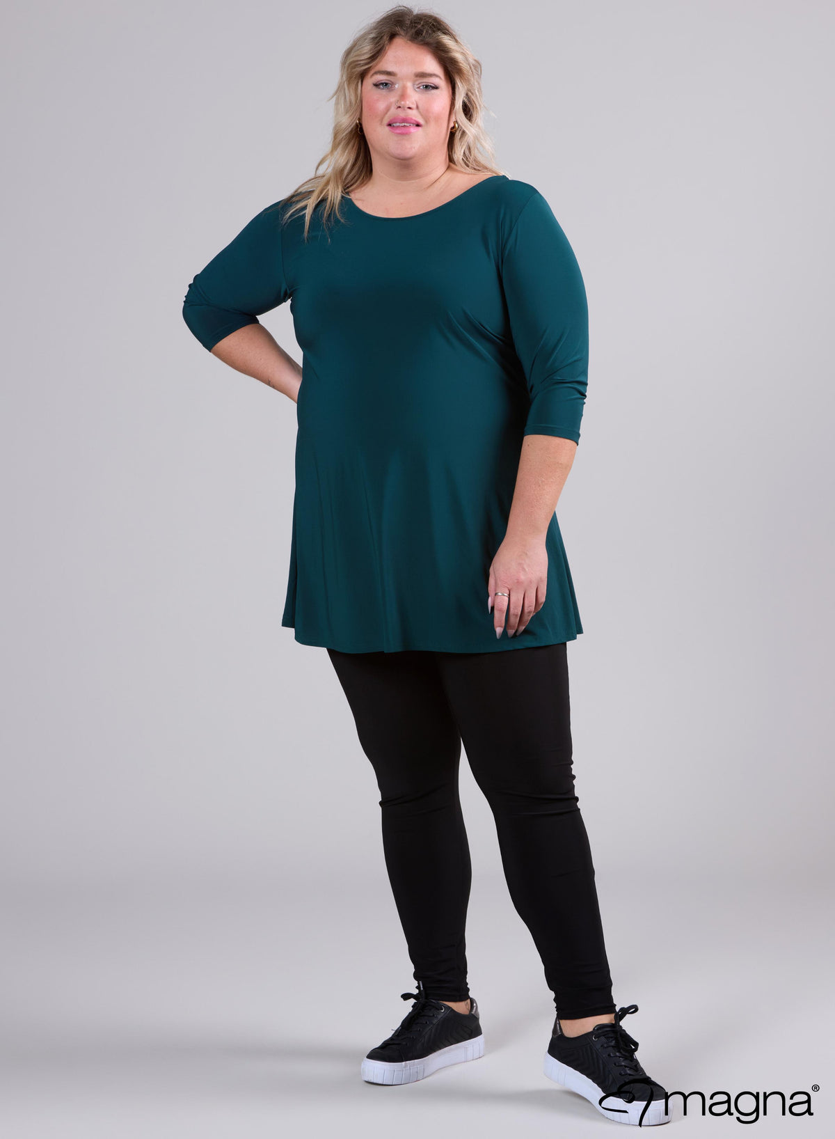 Magna Open X-Cross Tunic Green