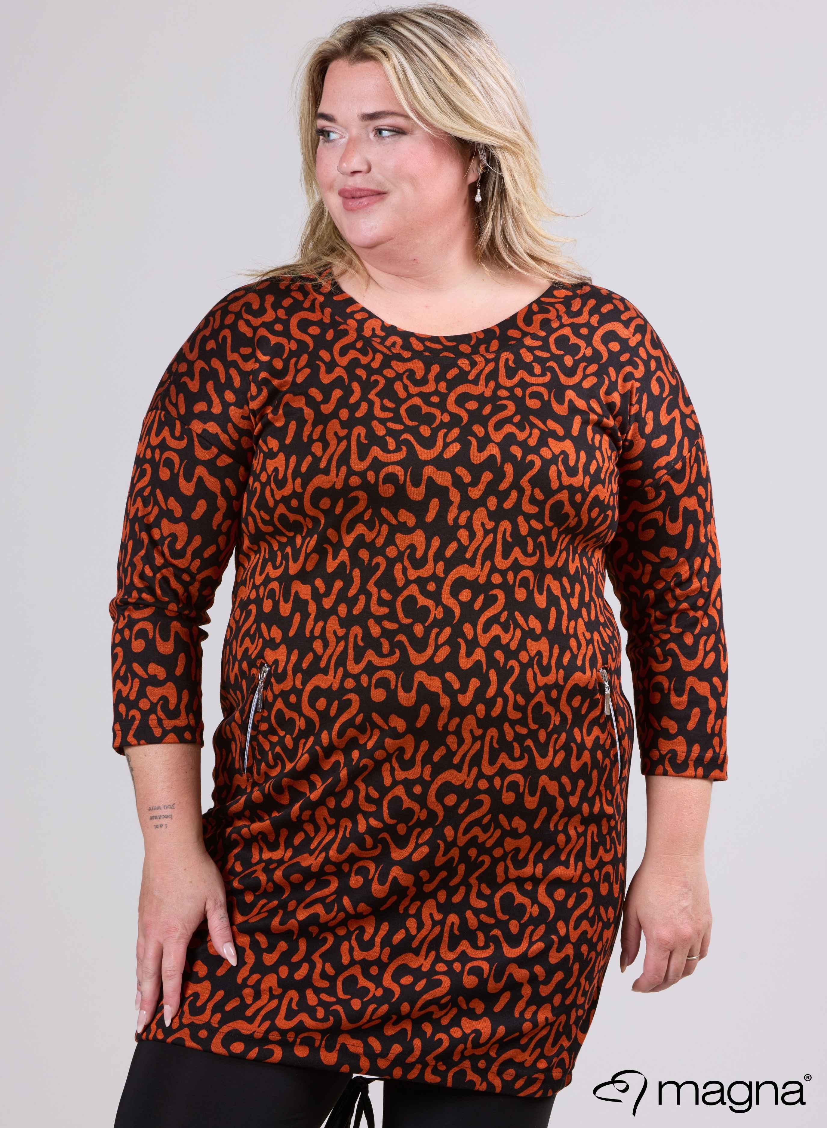 Magna Warme Viscose Tuniek met Ballonmouwen en Rits Worm Patroon Roest