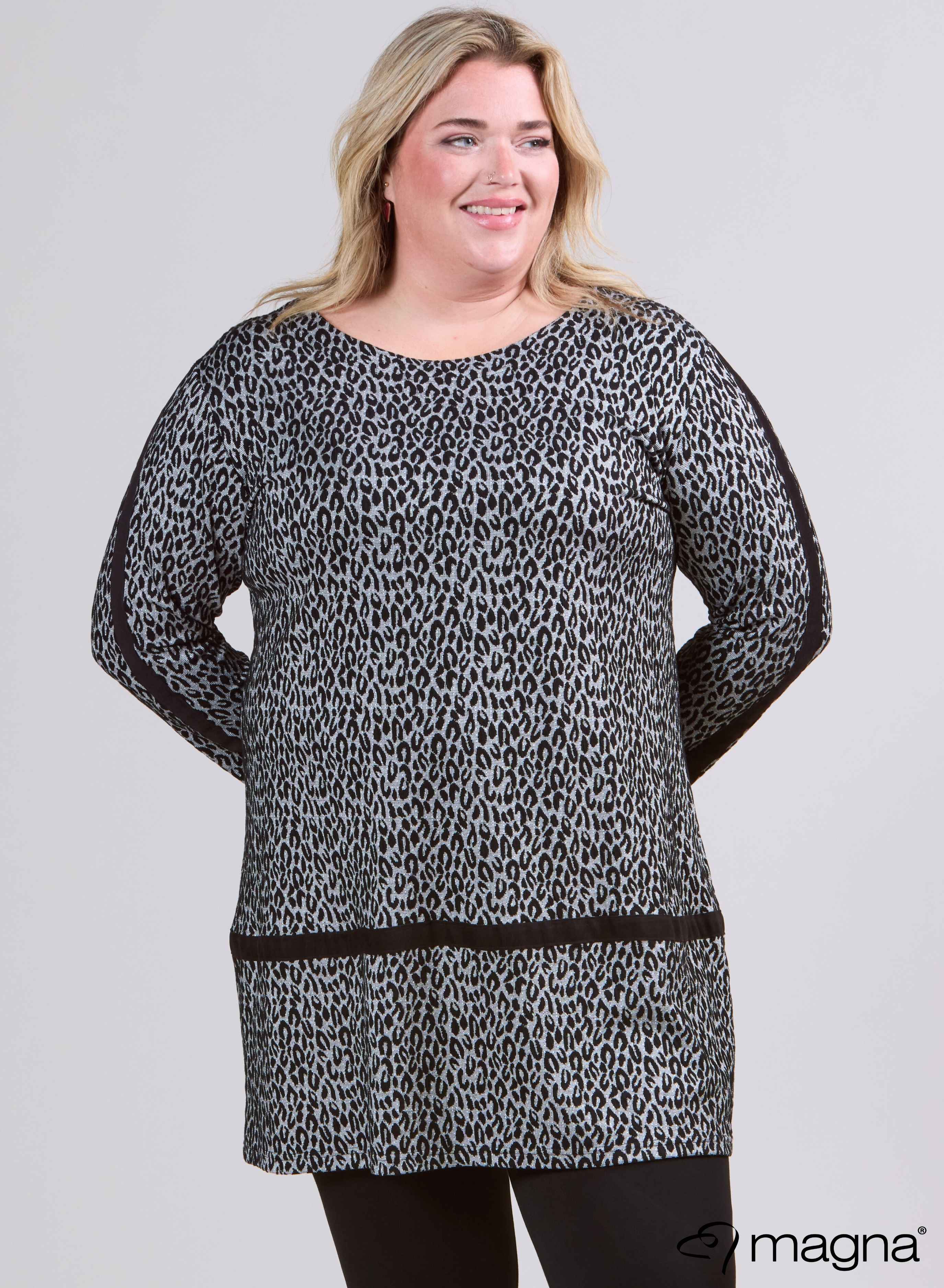 Magna Tuniek Zwaar Zichtbare Print Kleine Cheetah Melange Grijs