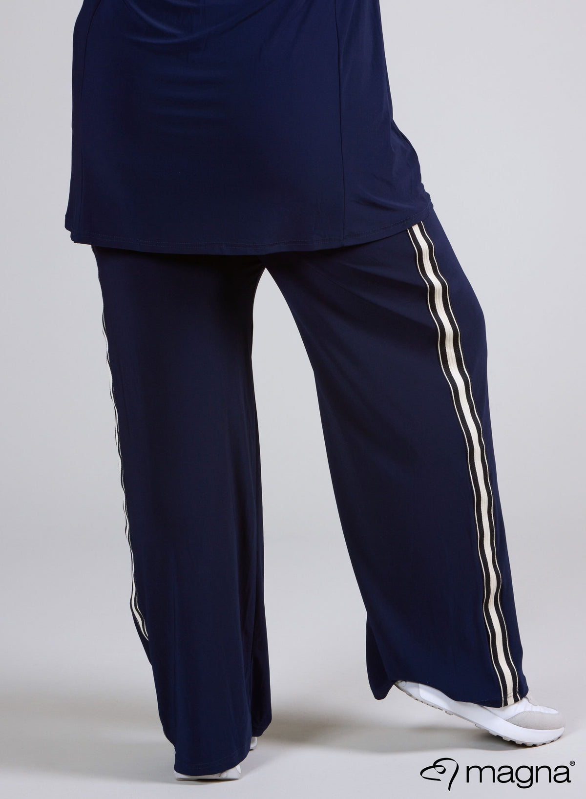 Magna Wide Leg Trim Trouser Navy