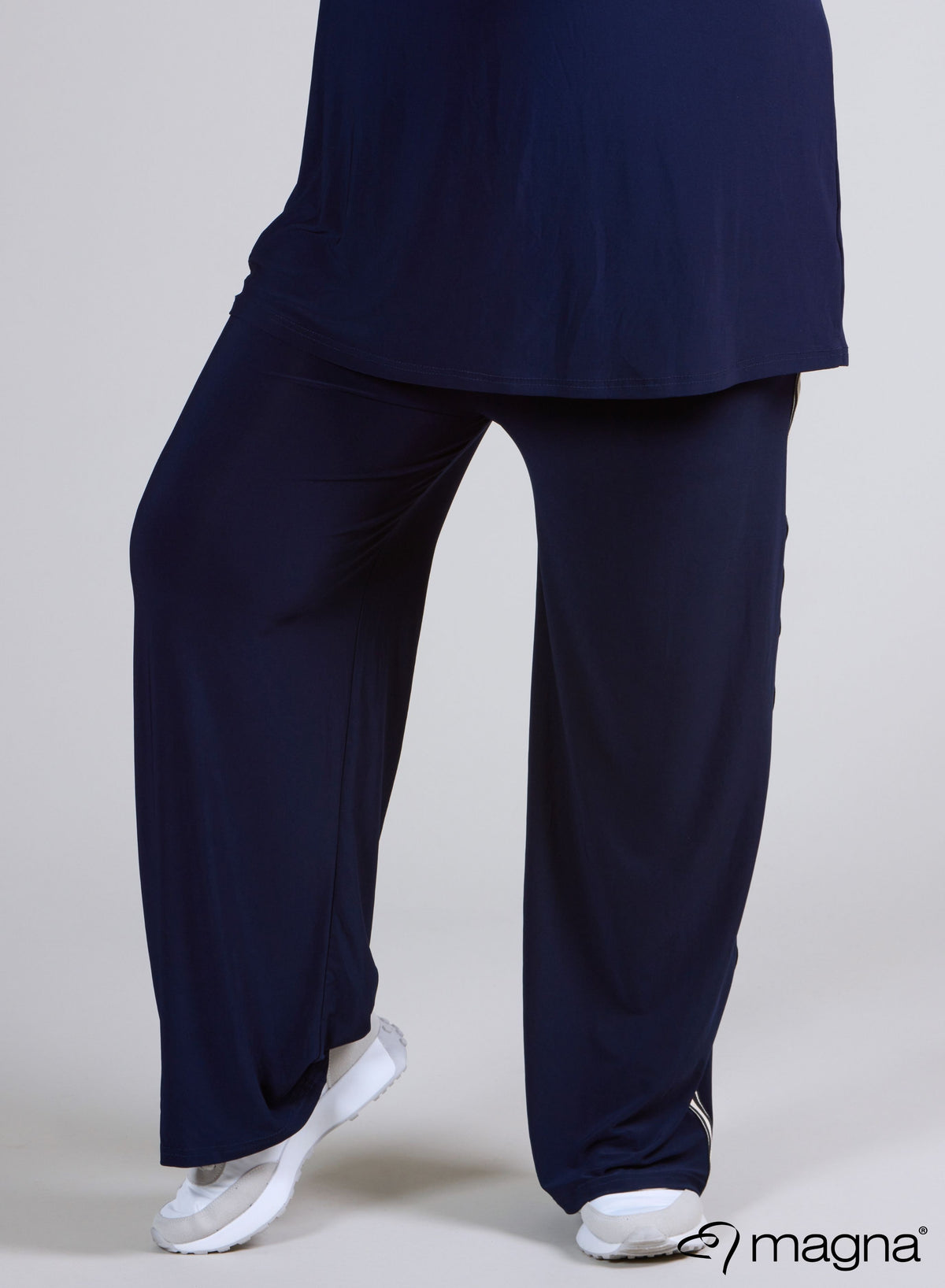 Magna Wide Leg Trim Trouser Navy