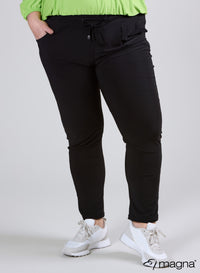 Magna Relaxed Travel Broek Zwart
