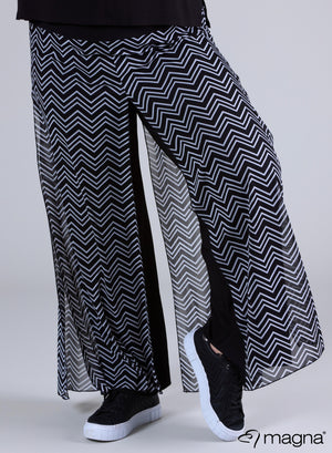 Magna Chiffon gelaagde wijde broek met kleine chevronprint