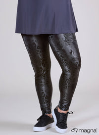 Magna Bedrukte Legging Lederlook Panter Zwart Zilver