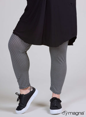 Magna Viskose-Leggings mit Fischgrätmuster, Schwarz/Weiß