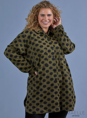 Maelle Oversized-Bluse mit Knöpfen, Wildleder-Feeling, Punkte, Grün