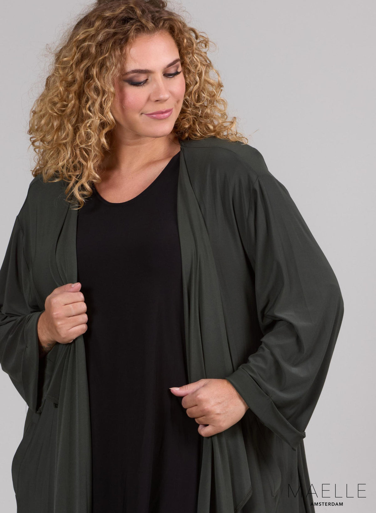 Maelle Wasserfall-Abdeckung Khaki
