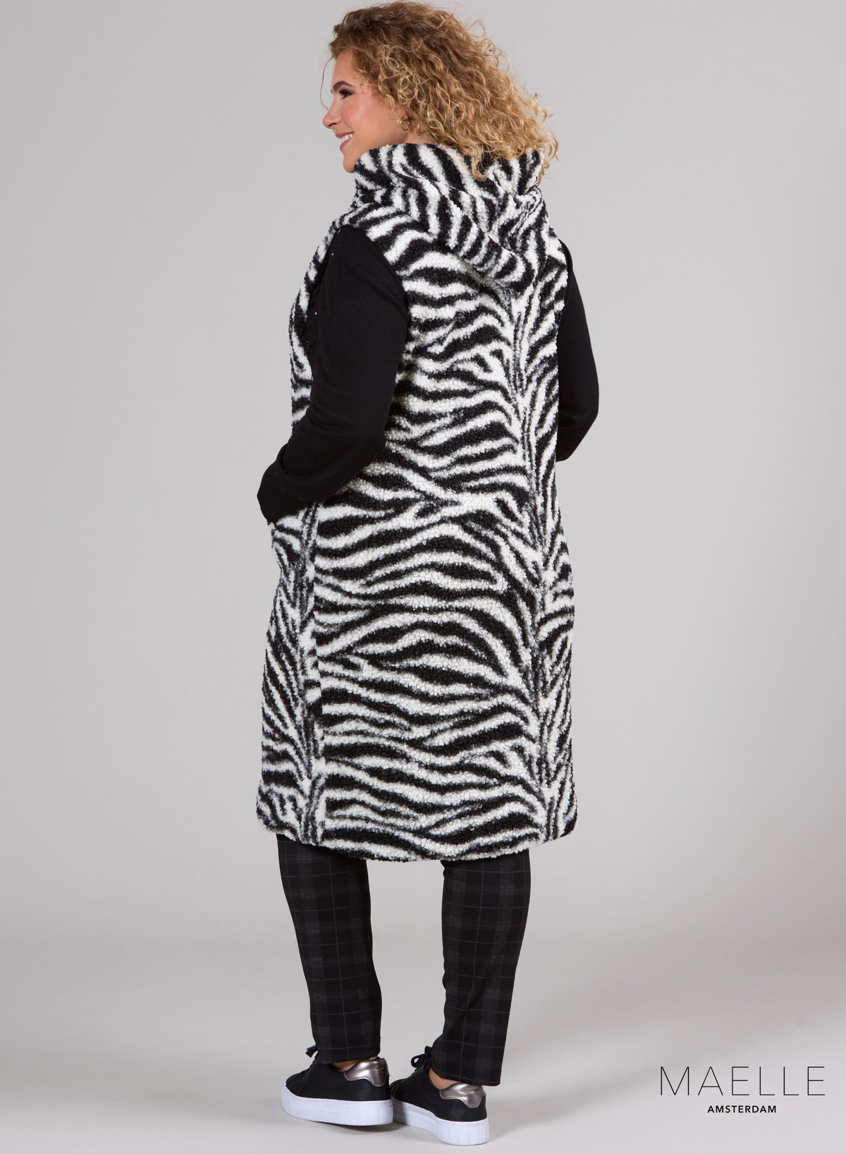 ME-JA-1004 - Bedrukte Teddy Lange Jas Zebra Zwart