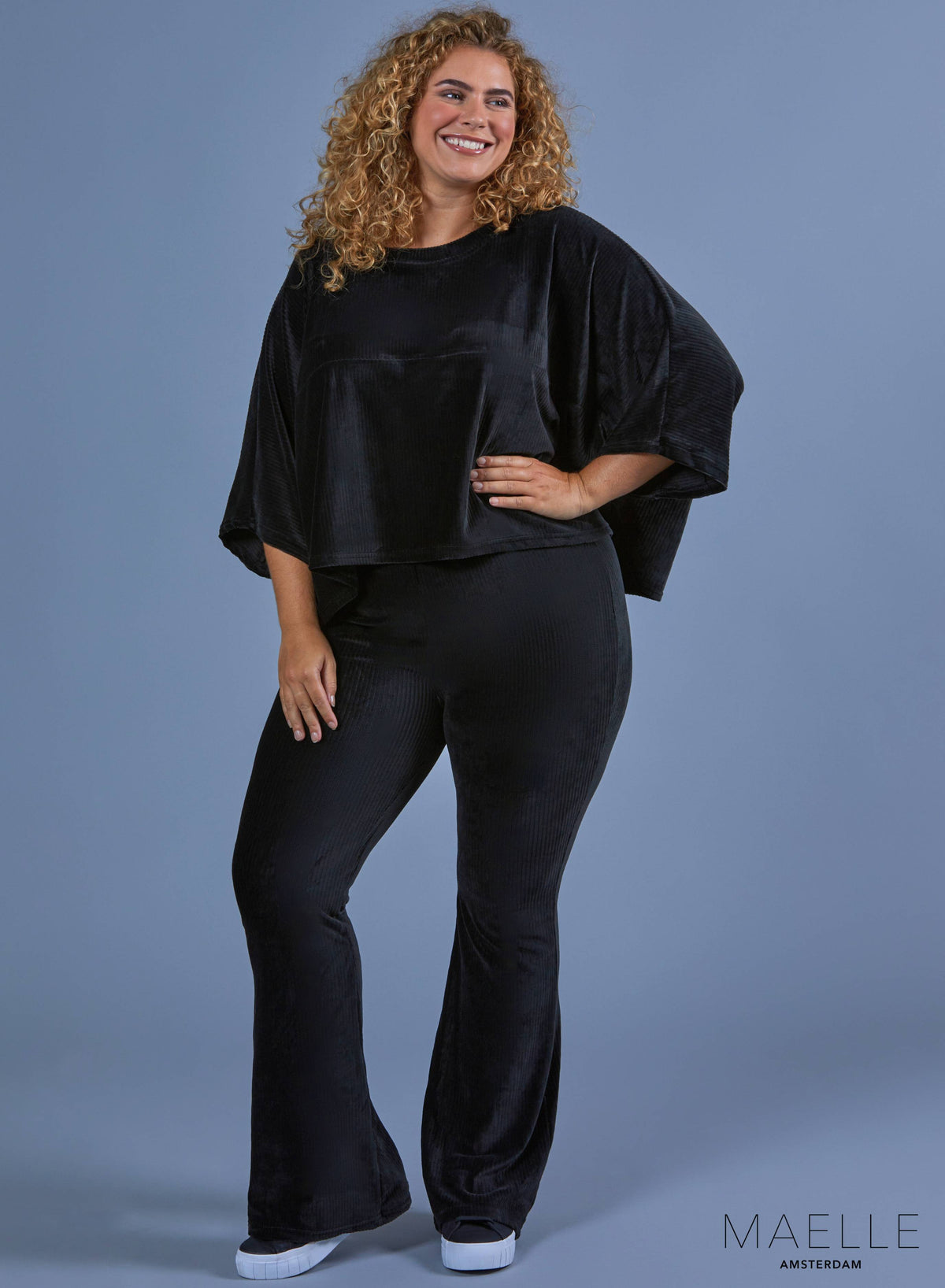 Maelle Curdoroy Crop Top Black