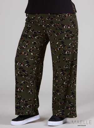 Maelle broek met wijde pijpen en luipaardprint in kaki