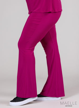 Maelle flared broek in donker fuchsia