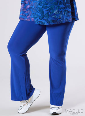 Maelle flared broek in koningsblauw