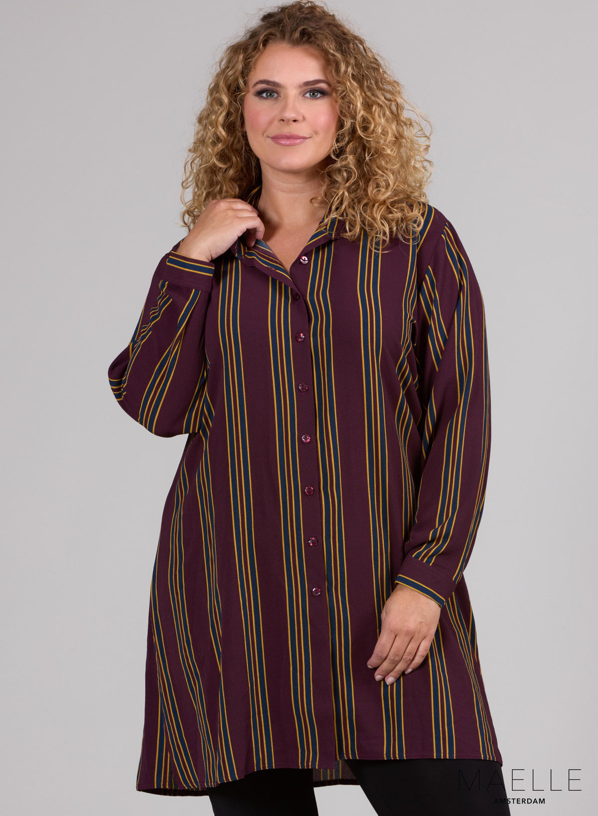 Maelle Bubble Chiffon-Bluse mit Knöpfen, Pflaumenlinien