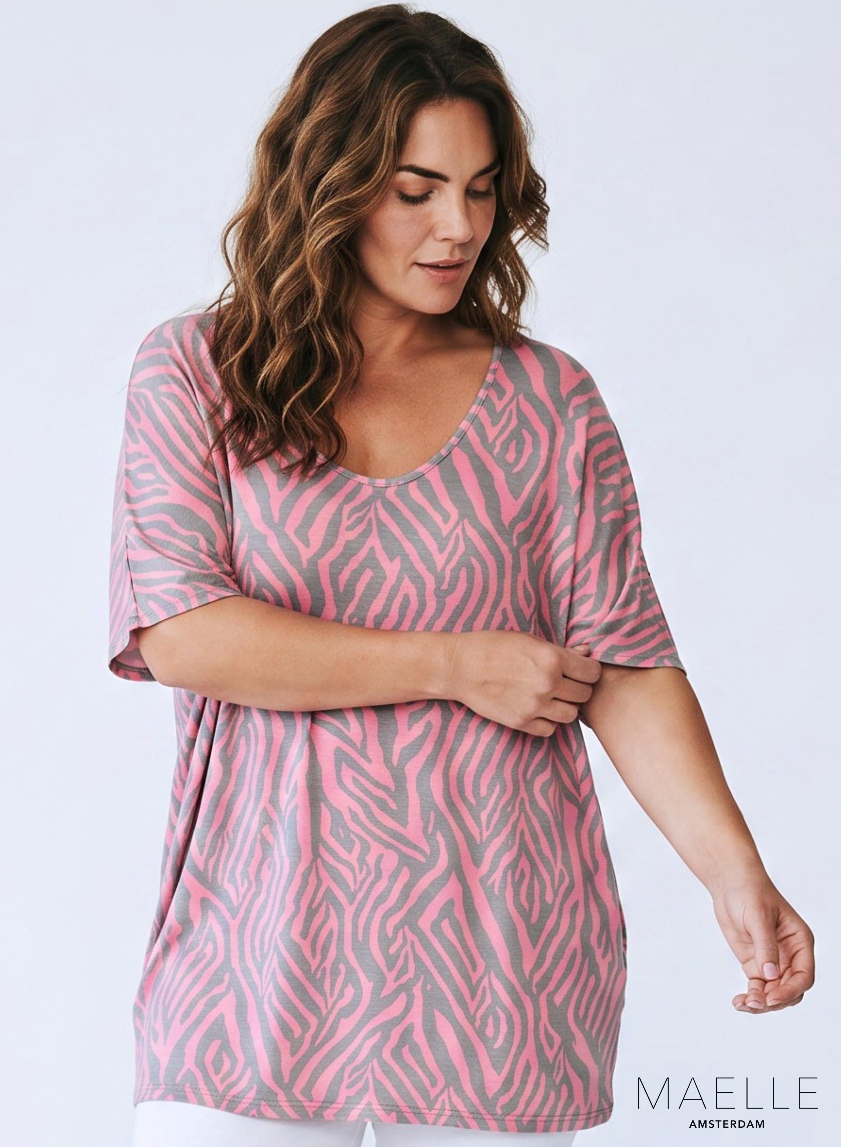 Maelle Viscose Oversized Shirt / Tunic Graphical Zebra Pink