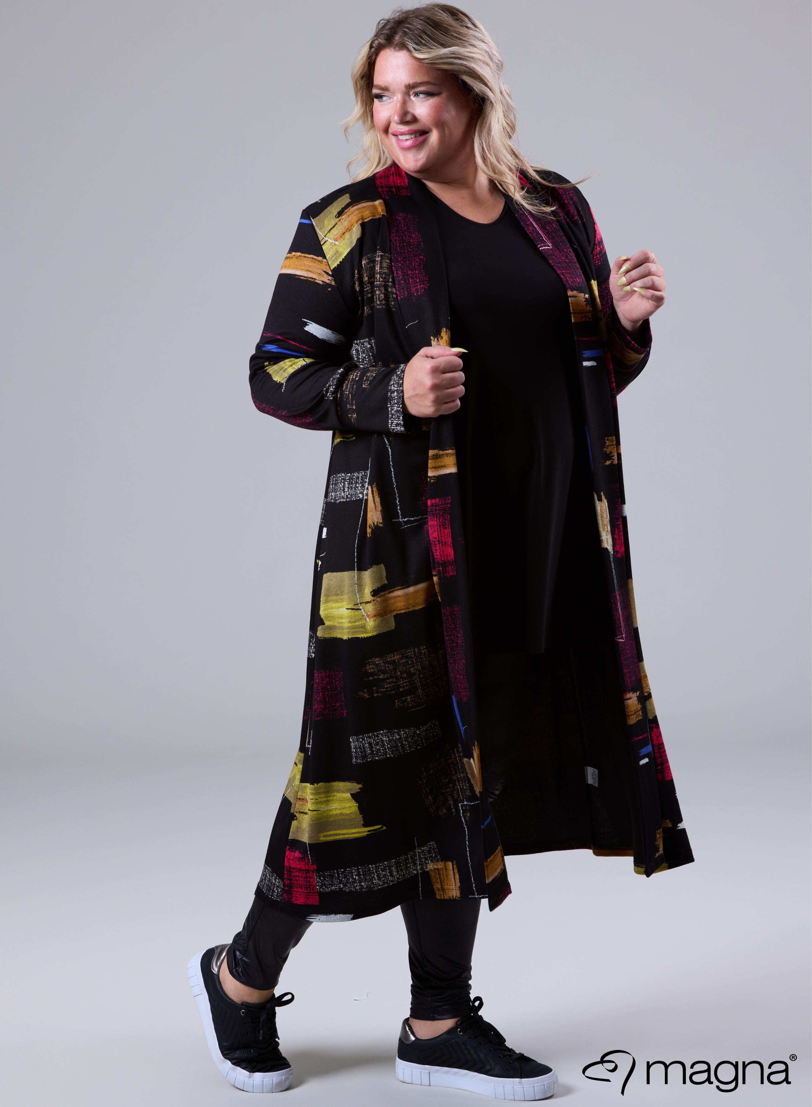 Magna Warm Long Cover Block Art Black