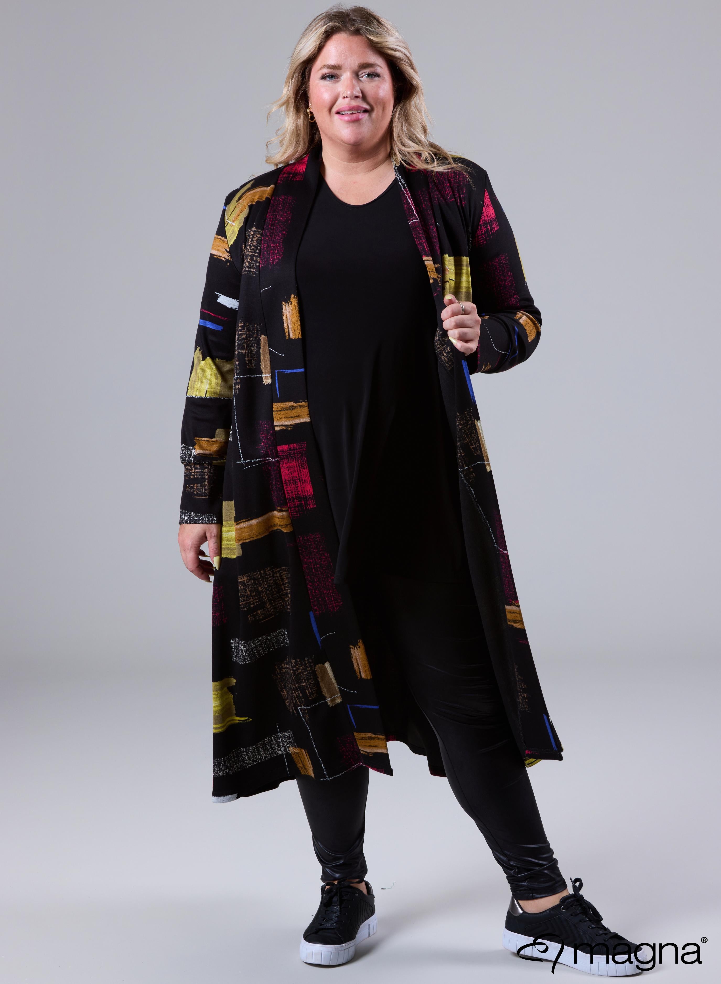 Magna Warm Long Cover Block Art Black