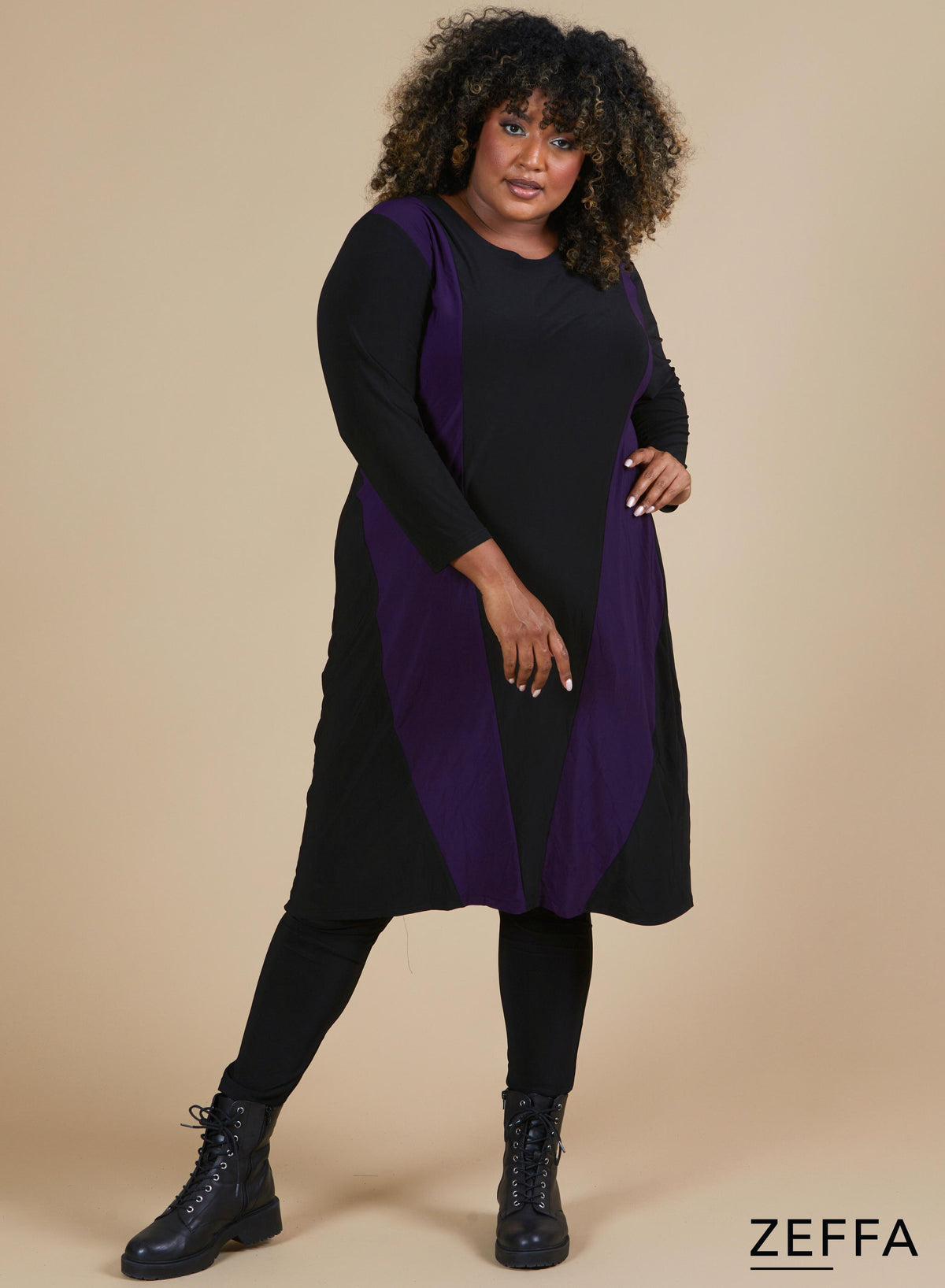 Zeffa Shaped Kleid Dunkelviolett