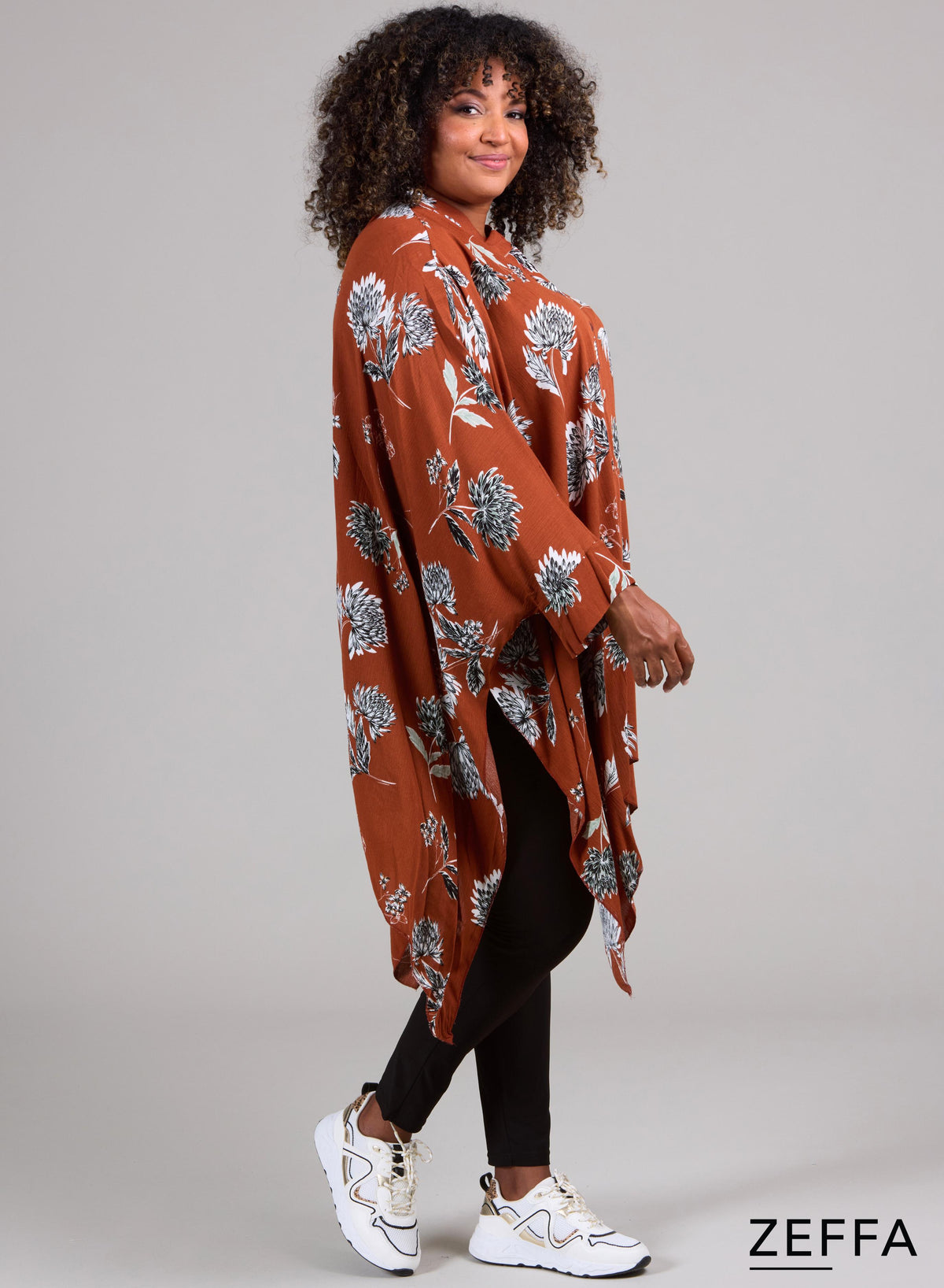 Zeffa Viskose Oversize Tunika Poncho mit Knöpfen Chrys. Blumendesign Rost