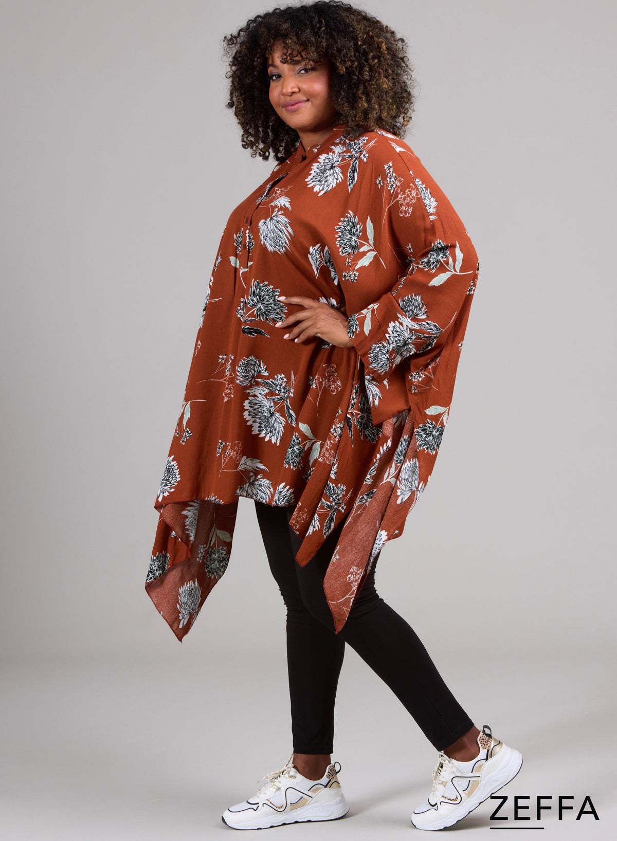 Zeffa Viskose Oversize Tunika Poncho mit Knöpfen Chrys. Blumendesign Rost