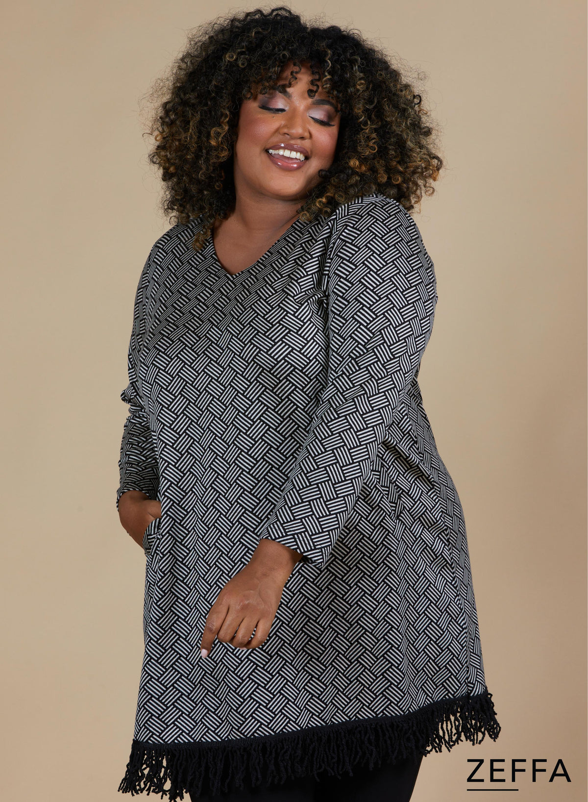 Zeffa Warm Fringe Tunic Hatch Pattern Sand
